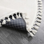 Round Tassel Rug // White (3.9' x 3.9')