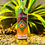 Los Vecinos Mezcal // 750 ml