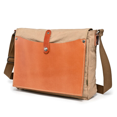 Super Horse Messenger Bag // Brown