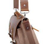 Hudson Messenger // Brown