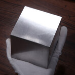 KILO Magnesium Cube + Base