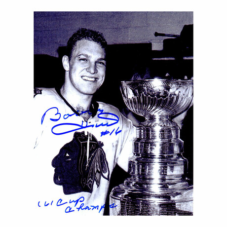 Bobby Hull // Signed Chicago Blackhawks B&W With Stanley Cup 8x10 Photo w/61 Cup Champs