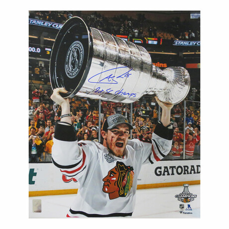 Andrew Shaw // Signed Chicago Blackhawks 2013 SC Cup Bloody Face 16x20 Photo w/2x SC Champs