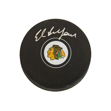 Ed Belfour // Signed Chicago Blackhawks Logo Hockey Puck