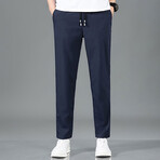 The Track Pant // Straight Fit // Navy (L)