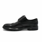 Aston Marc Mens Tuscan Wingtip Dress Shoe // Black (US Men's Size 13)