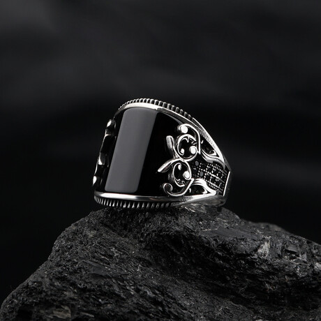 Curved Onyx Ring with Side Stones (5)