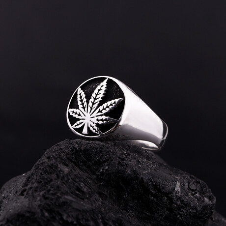 Marijuana Leaf Ring (5)