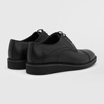 Corylus Antique Leather Men's Daily Shoe // Black (Euro: 44)