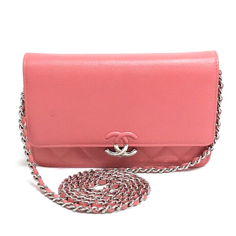 Chanel // Caviar Chain Wallet Shoulder Bag