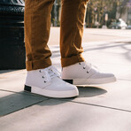 The Chukka // White (8)