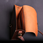 Pune Messenger Bag // Brown