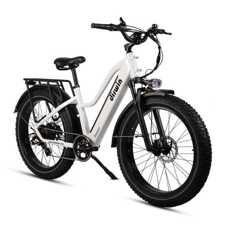 Pioneer Step-Thru Fat Tire E-Bike // White