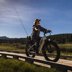 Pioneer Step-Thru Fat Tire E-Bike // White