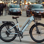 Pacer Step-Thru Commuter E-Bike // White