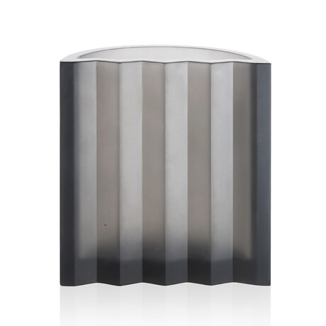 Zigzag By Victoria Wilmotte Pâte De Cristal Vase // Gray // Store Display