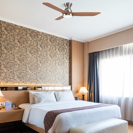 Jaaron 52" 3-Blade Smart Ceiling Fan + Led Light Kit // Silver + Red Wood