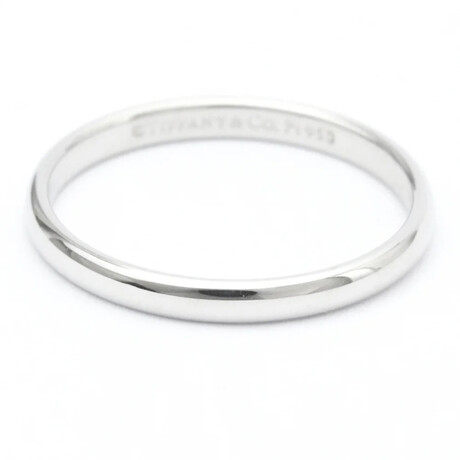 Tiffany & Co. // Platinum Classic Ring // Ring Size: 6 // Store Display