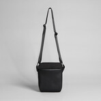 Messenger Compact Vegan Leather // Black