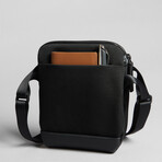 Messenger Compact Vegan Leather // Black