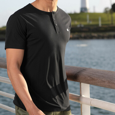 Basic Henley Tee // Black (Small)