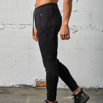 Gender Neutral Everyday Tech Jogger // Black (XS)