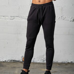 Gender Neutral Everyday Tech Jogger // Black (XS)