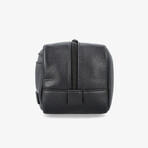 Stockholm Leather Toiletry Bag // Black