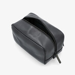 Stockholm Leather Toiletry Bag // Black