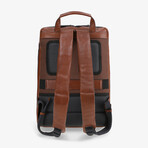 Malmö Leather Daypack Backpack // Cognac