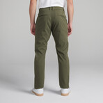 TRUE All Day Chino // Olive (33WX32L)