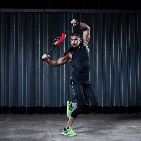 4kg/8.8lb Core Momentum Trainer // Red