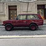 Refurbished Range Rover Classic 2-Door 3.9L V8 Manual