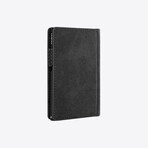 The Bifold Cardholder // Black Caviar