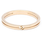 Gucci // 18k Rose Gold Infinity Ring // Ring Size: 6.5 // Store Display