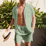 Button-Up + Shorts // 2-Piece Set // Light Green (XL)