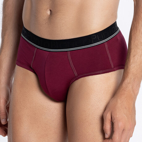 Slip Insigna // Garnet (S)