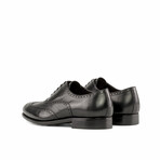 James Wingtip Derby // Black (US 7 // D // Regular)