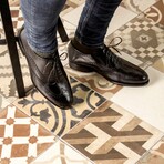 James Wingtip Derby // Black (US 7 // D // Regular)
