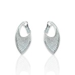 18K White Gold Diamond Earrings I // New
