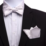 Bow Tie And Hanky Set // White II