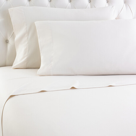 Micro Flannel® Solid Sheet sets// Ivory (Twin)