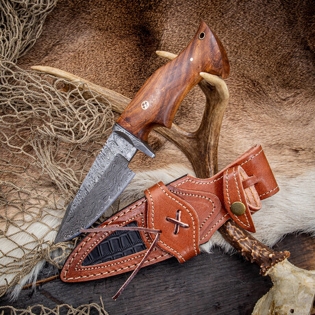 10" Walnut Wood Handle // Damascus Knife // Leather Sheath // Light Brown