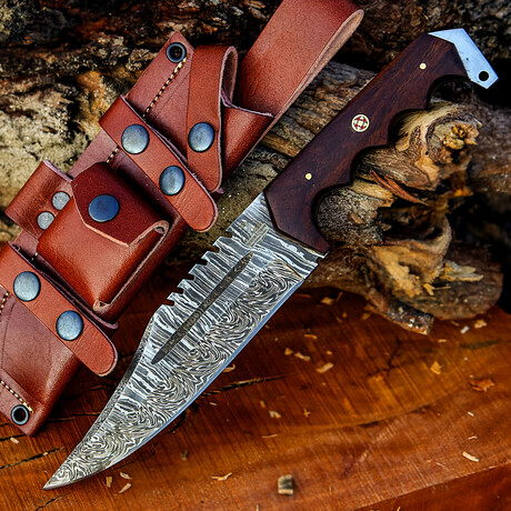 12" Ergonomic Walnut Wood Handle // Damascus Knife // Leather Sheath