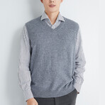 V-Neck Cashmere Vest // Gray (M)