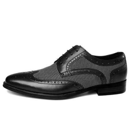 Brogue Men Dress Shoe // Black + Nailshead Pattern (Euro: 38)