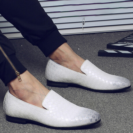 Square Embossed Loafer // White (Euro: 40)