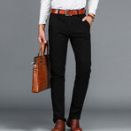 033 // Relaxed Fit Stretch Pants // Black (29)