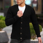 Roving Knitted Buttoned Cardigan // Black (M)