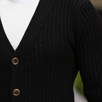 Roving Knitted Buttoned Cardigan // Black (L)